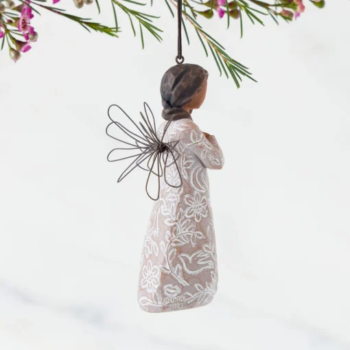 Willow Tree Christmas^Remembrance (Darker Skin) Ornament